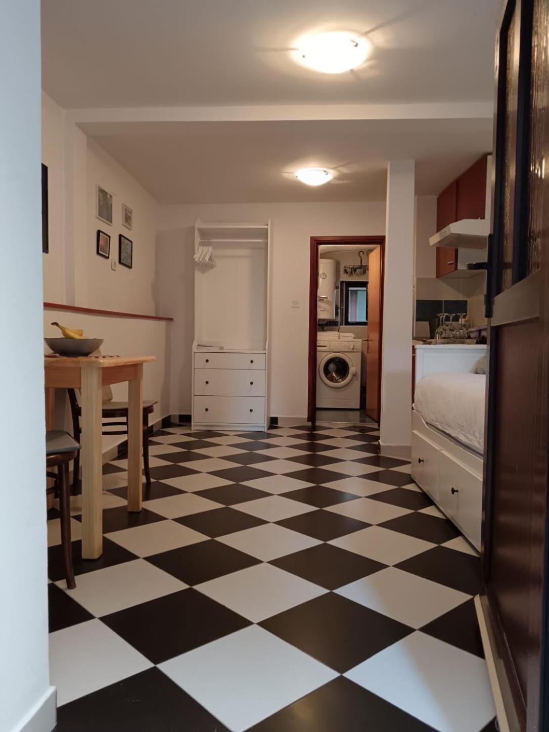 Lamar Cres Εξωτερικό φωτογραφία